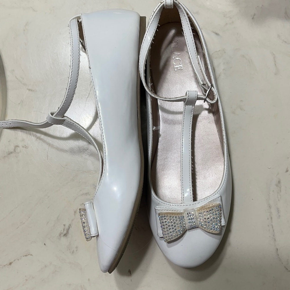 Brand new girls dress shoes size 6 PLACE brand